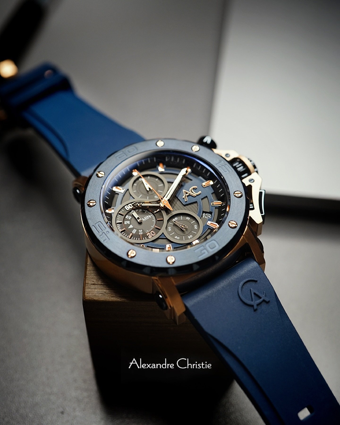 9205MCRURBU Men's Chronograph Quartz Watch 47mm - Image 3